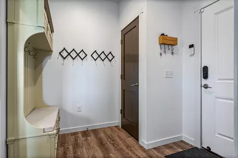 Entry Way - 648 Silver, Holmen, WI 54636 photo 2 of 2