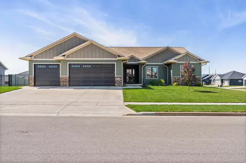 Exterior - 648 Silver, Holmen, WI 54636 photo 2 of 5