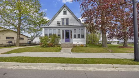238 N Fond Du Lac, Campbellsport, WI 53010