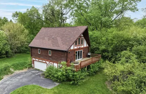 685 Williams, Cedarburg, WI 53012