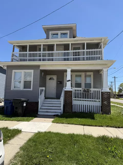 1701 Edgewood, Racine, WI 53404