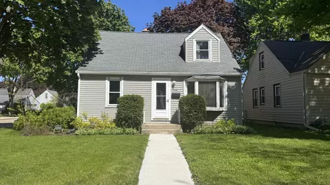 1304 S 115th, West Allis, WI 53214