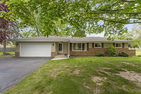 w173s7150 Grove, Muskego, WI 53150