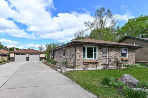 4265 S 68th, Greenfield, WI 53220