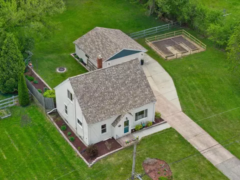 8076 N 45th, Brown Deer, WI 53223