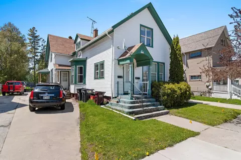 1026 S 14th, Manitowoc, WI 54220