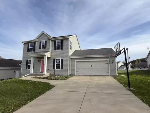 1203 Hazelcrest, Watertown, WI 53094