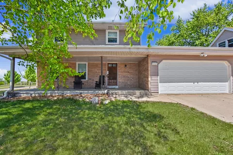 8348 W Cold Spg, Greenfield, WI 53220