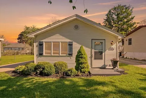 30024 Mound, Burlington, WI 53105