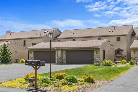 3328 Bayside, La Crosse, WI 54601