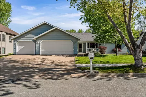 739 Shelly, Onalaska, WI 54650