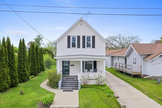 1015 Green, Manitowoc, WI 54220