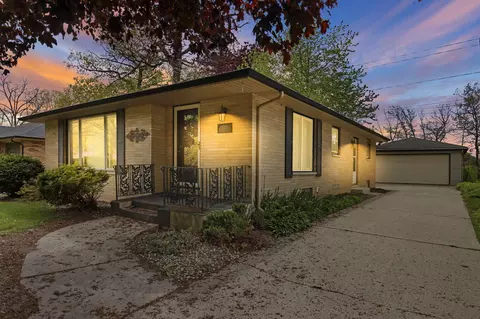 5025 Harrison, Kenosha, WI 53142