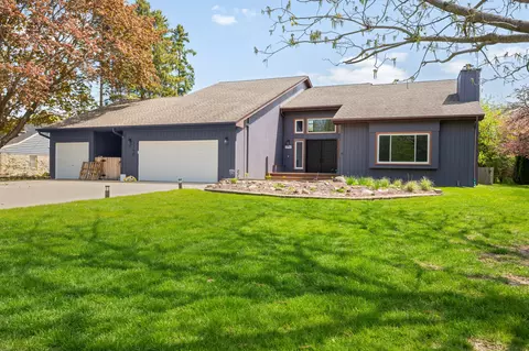 2790 S 152nd, New Berlin, WI 53151
