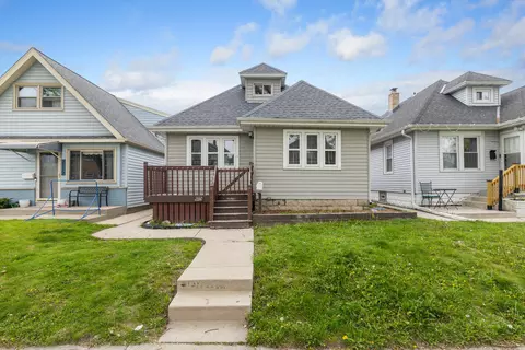 2116 S 70th, West Allis, WI 53219