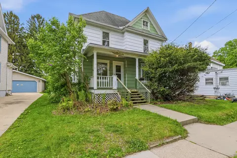 503 E South, Beaver Dam, WI 53916