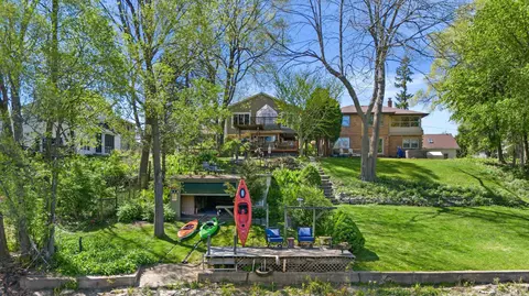 1008 W Eula, Glendale, WI 53209