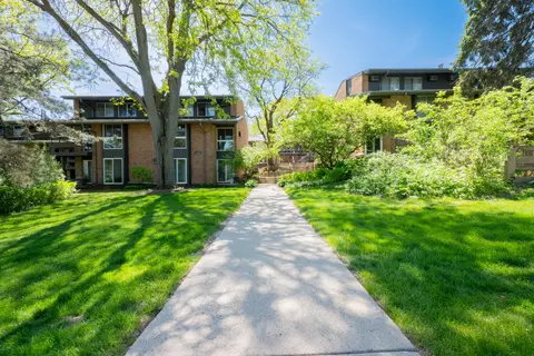 6243 Charing Cross #C-3, Middleton, WI 53562