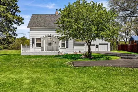 910 E Broadway, Blair, WI 54616