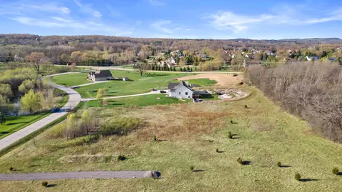 w310s3054 Katherine, Genesee, WI 53189