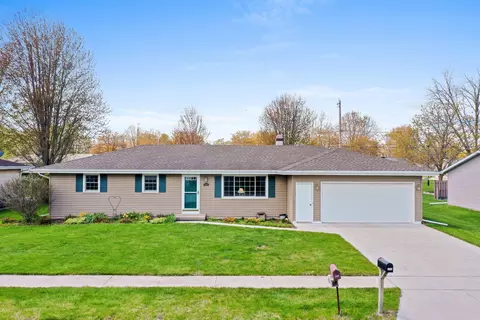 1334 Irving, Manitowoc, WI 54220