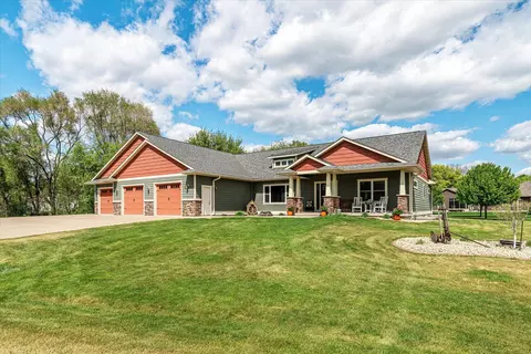 n7082 Birch Street, Holland, WI 54636