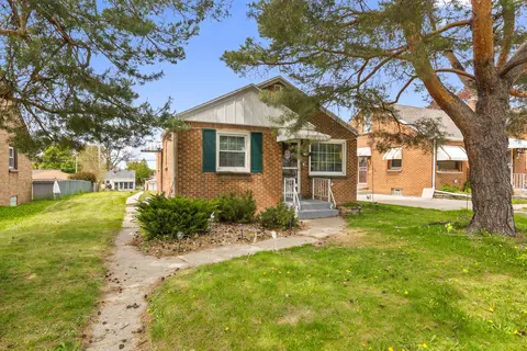 4571 S Howell, Milwaukee, WI 53207