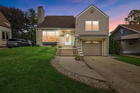 613 Parish, Delavan, WI 53115