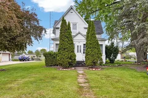 224 Howard, Walworth, WI 53184