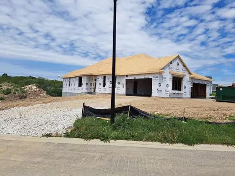 2100 Bluestem #12-01, Waukesha, WI 53188