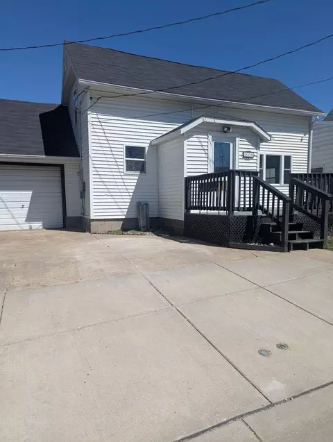 516 Albion, Cashton, WI 54619