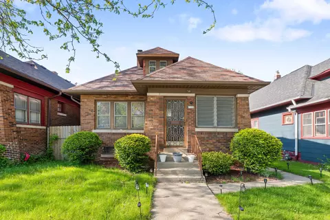 1128 W Capitol, Milwaukee, WI 53206