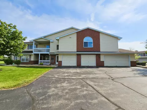 24961 87th #6, Salem, WI 53168