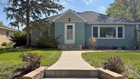 2525 Sunrise, La Crosse, WI 54601