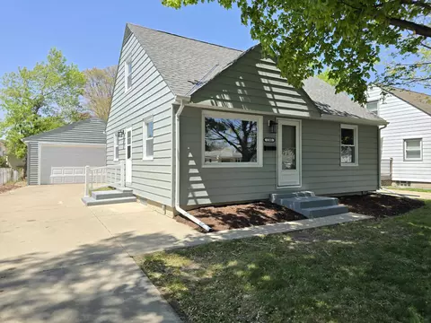 1203 S 110th, West Allis, WI 53214