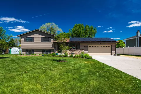 705 Spillway, Campbell, WI 54603