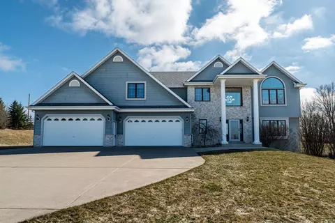 5290 Fawn, Addison, WI 53027