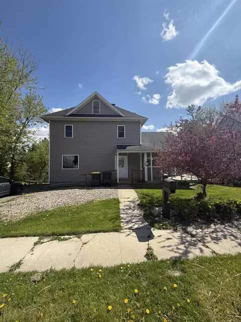 201 Center, Elroy, WI 53929