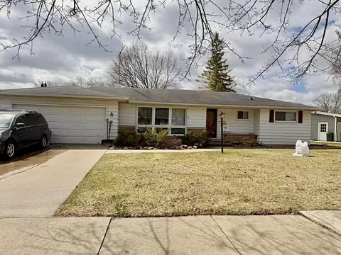 327 Crescent, Neenah, WI 54956