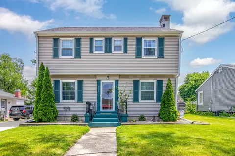 712 Caroline, Janesville, WI 53545
