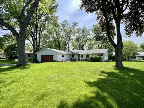 2525 Tilton, Brookfield, WI 53045