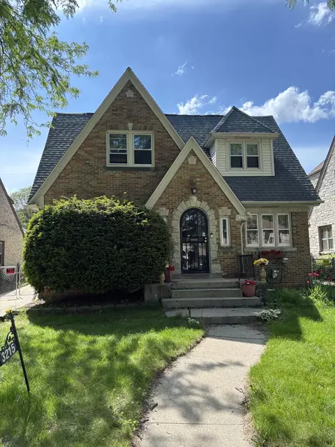 3215 N 47th, Milwaukee, WI 53216