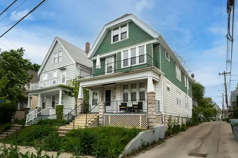 719 E Chambers #721, Milwaukee, WI 53212