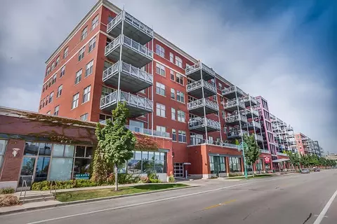 601 Erie #314, Milwaukee, WI 53202