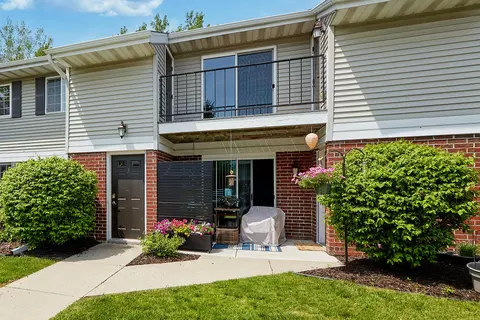 n110w17058 Ashbury #3, Germantown, WI 53022