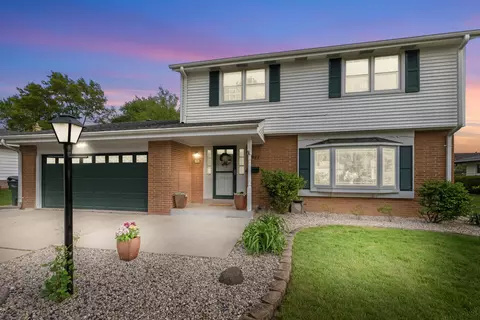 5922 Sycamore, Greendale, WI 53129