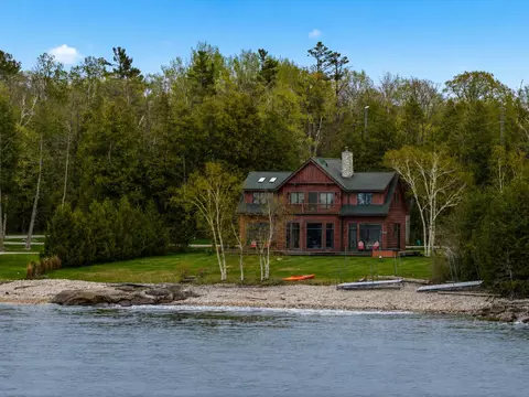 932 Cottage, Liberty Grove, WI 54210