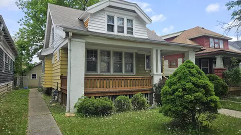 2714 W Concordia, Milwaukee, WI 53216
