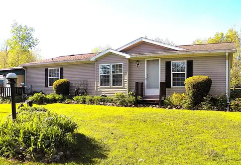 19116 Newton, Eaton, WI 53042