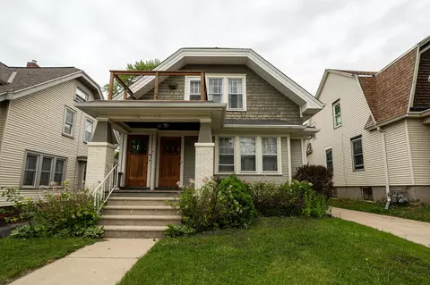 932 N 68th #934, Wauwatosa, WI 53213
